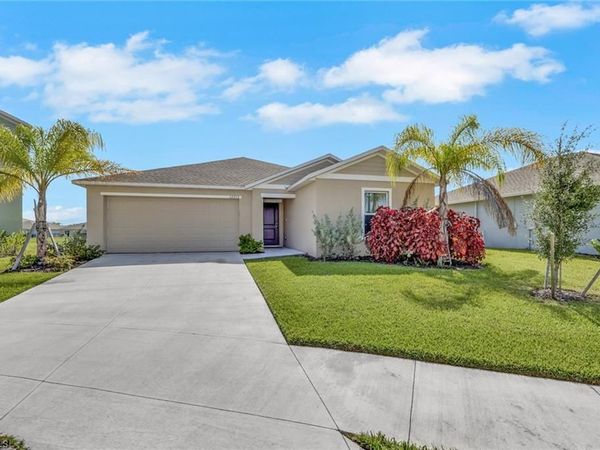 LEHIGH ACRES, FL 33974