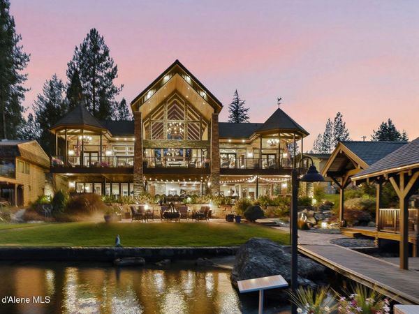 11637 W Riverview Dr , Post Falls, ID 83854