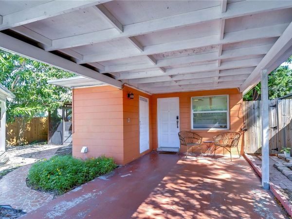 4944 5TH AVENUE N, Unit B, ST PETERSBURG, FL 33710