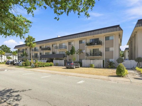 4606 W GRAY STREET , Unit 301, TAMPA, FL 33609