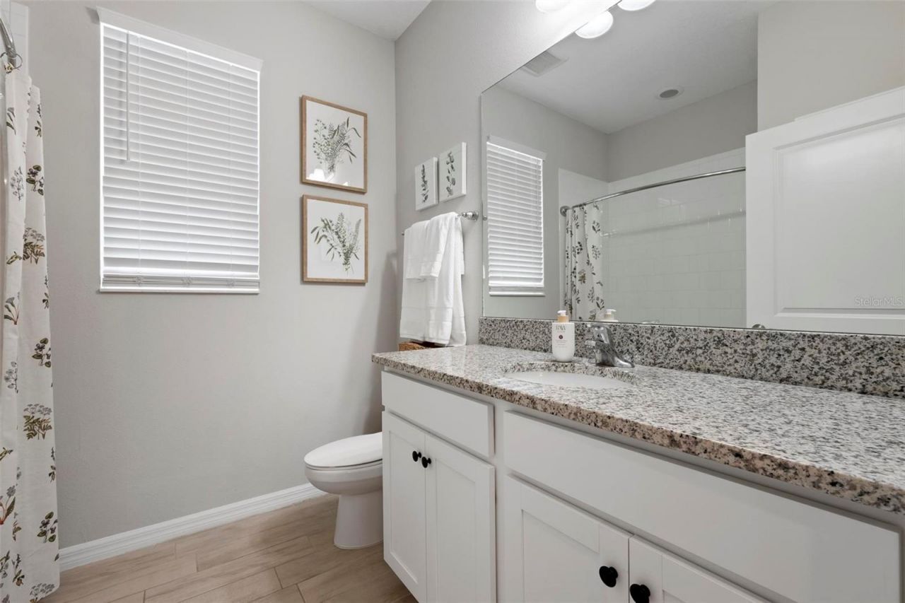 3598 Secret Stroll Drive, Sarasota, FL 34240 Photo