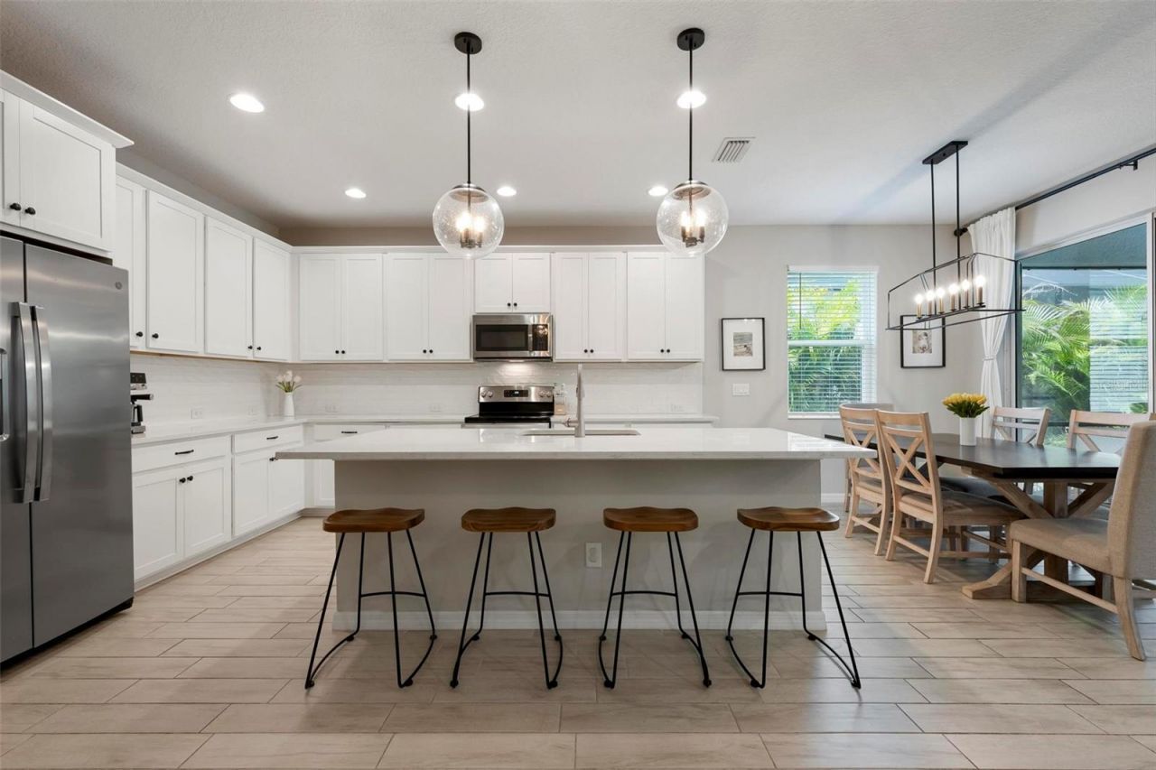 3598 Secret Stroll Drive, Sarasota, FL 34240 Photo