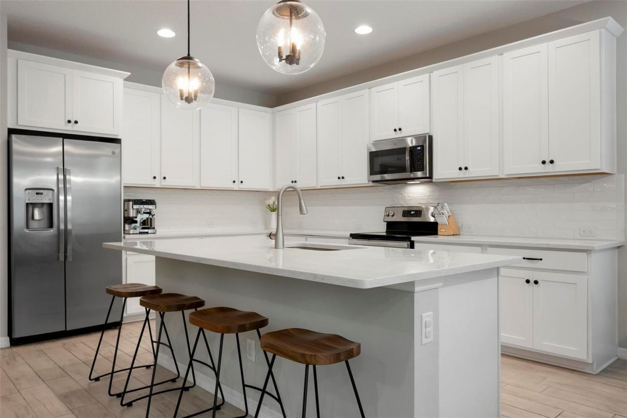 3598 Secret Stroll Drive, Sarasota, FL 34240 Photo
