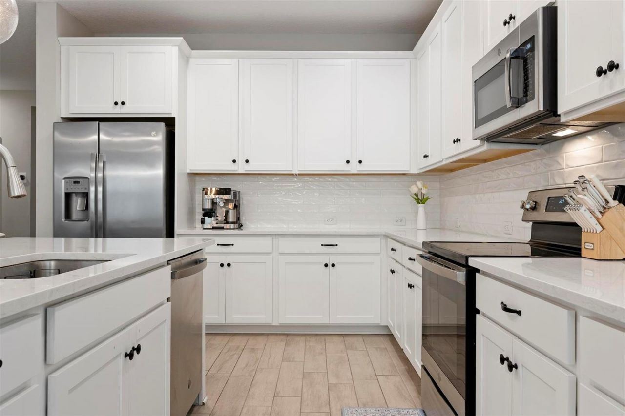 3598 Secret Stroll Drive, Sarasota, FL 34240 Photo