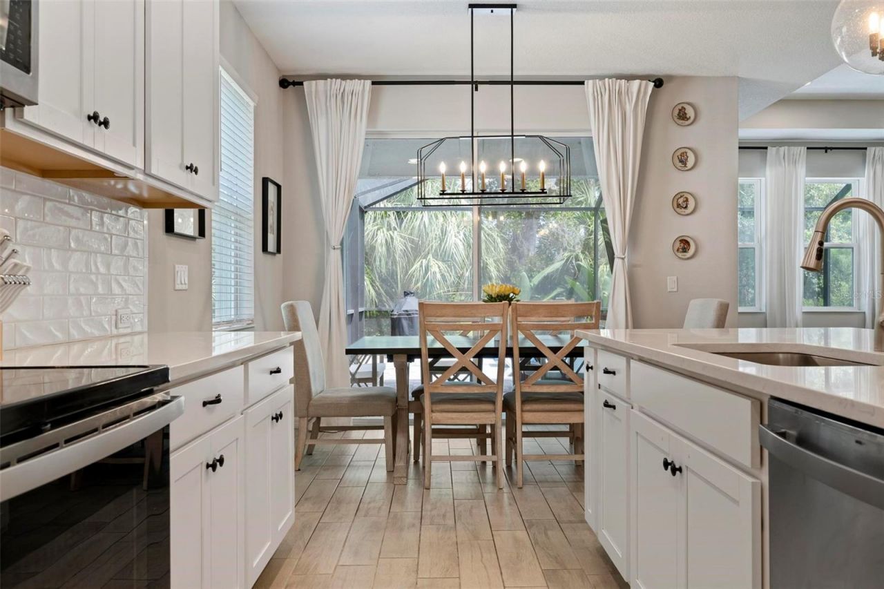 3598 Secret Stroll Drive, Sarasota, FL 34240 Photo