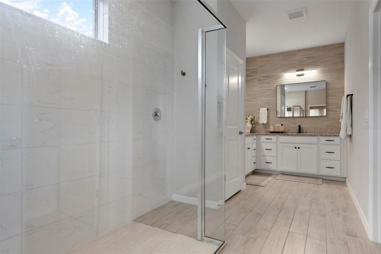3598 Secret Stroll Drive, Sarasota, FL 34240 Photo