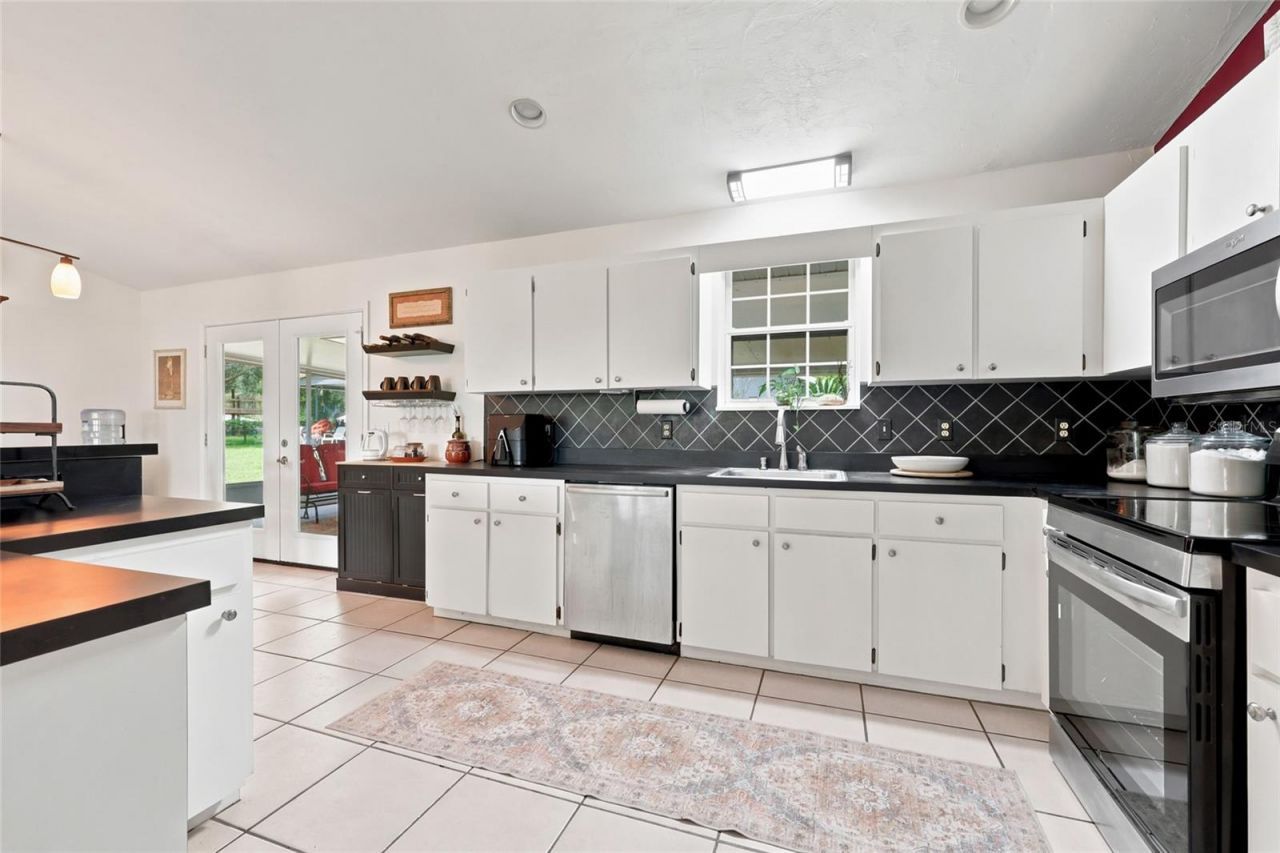 753 SW Mapleton Street, Fort White, FL 32038 Photo