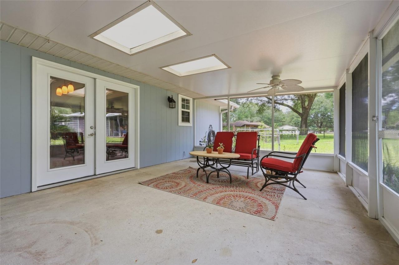 753 SW Mapleton Street, Fort White, FL 32038 Photo