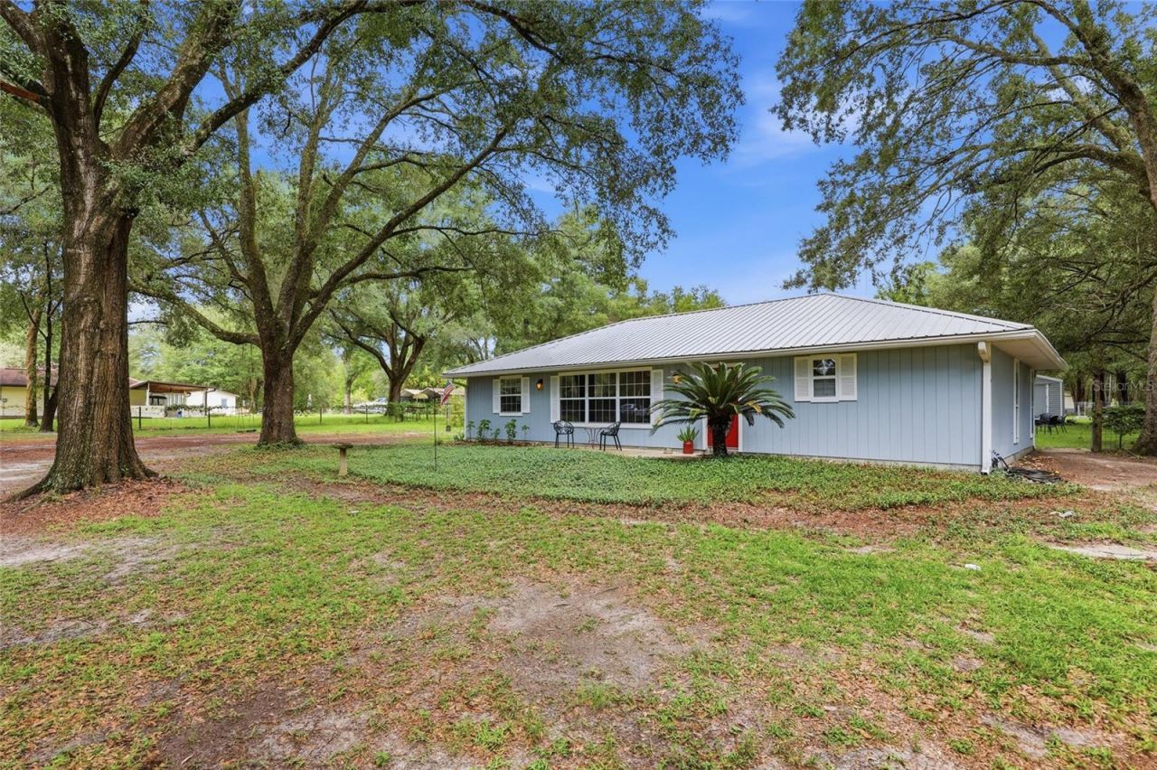 753 SW Mapleton Street, Fort White, FL 32038 Photo