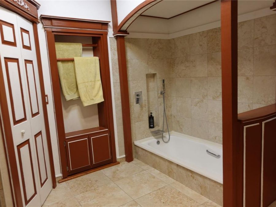 Property Image 78