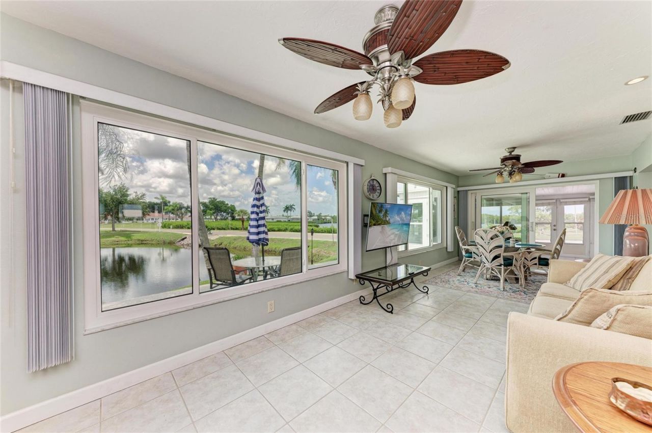 4006 Joyce Drive , Bradenton, FL 34208 Photo