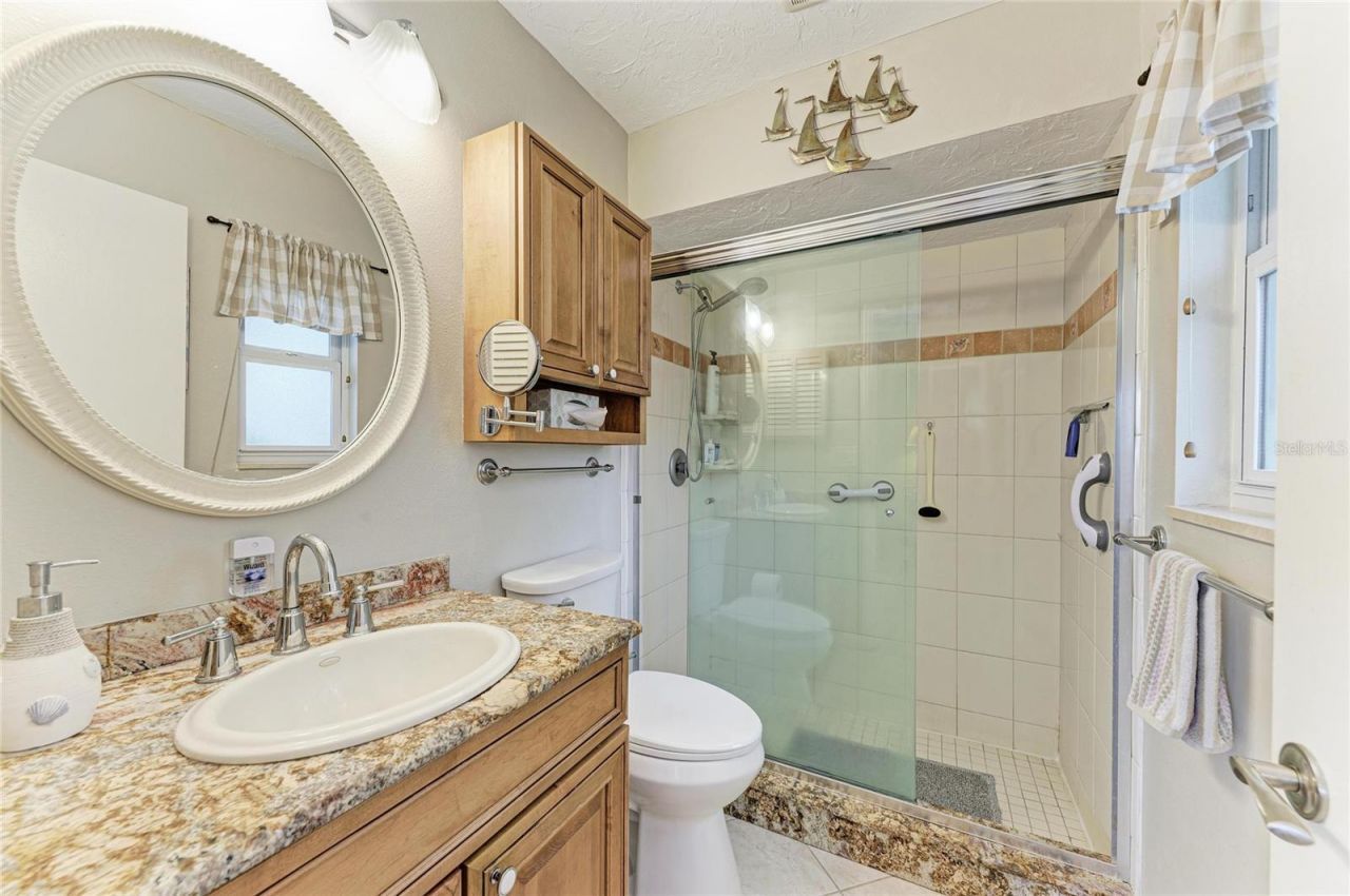 4006 Joyce Drive , Bradenton, FL 34208 Photo