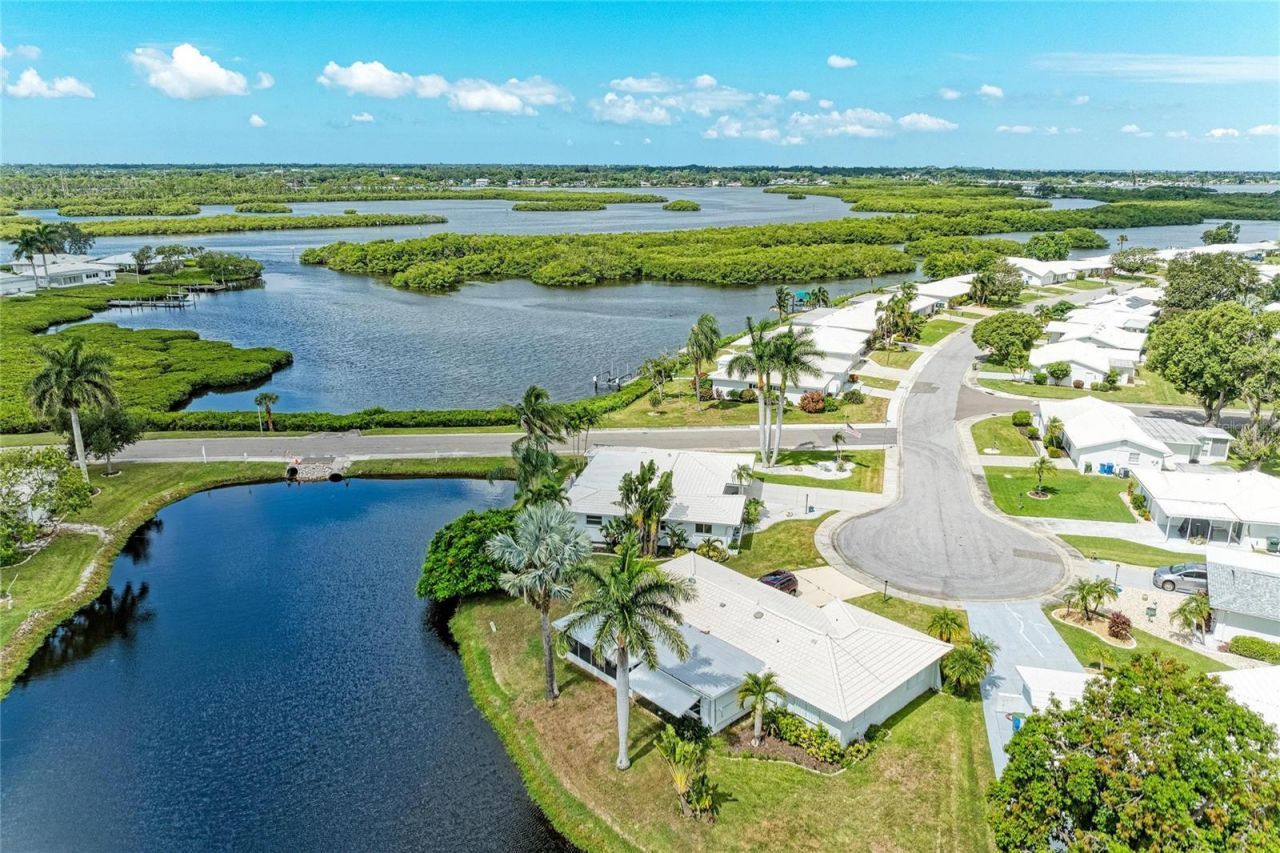 4006 Joyce Drive , Bradenton, FL 34208 Photo