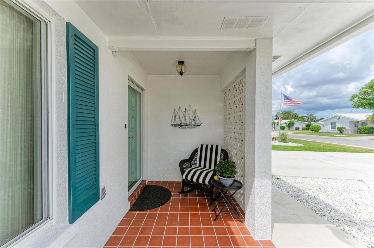 4006 Joyce Drive , Bradenton, FL 34208 Photo