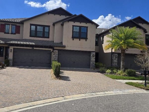 4887 ISOLA COURT , WESLEY CHAPEL, FL 33543