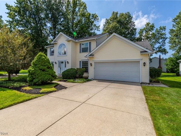 6854 Chablis Court , Mentor, OH 44060