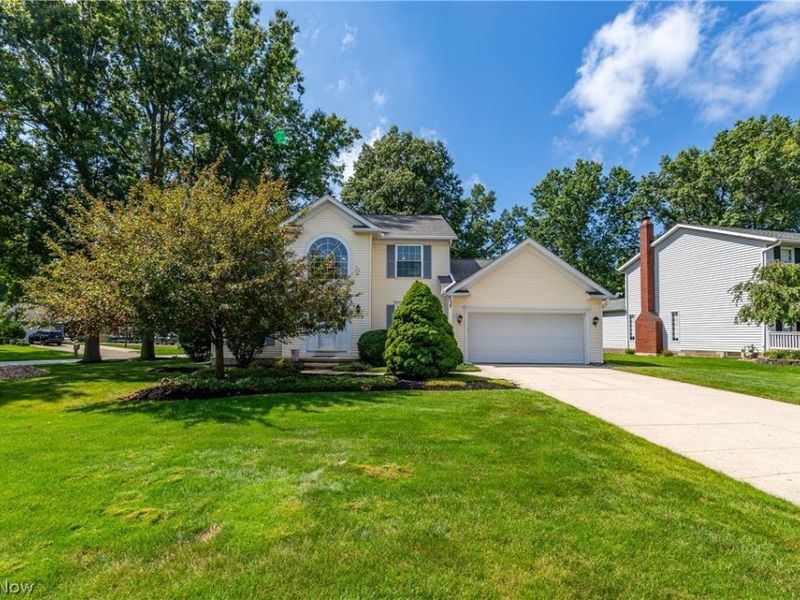 6854 Chablis Court, Mentor, OH 44060 Photo 3
