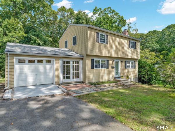 16 Overlook , Waterford, CT 06385