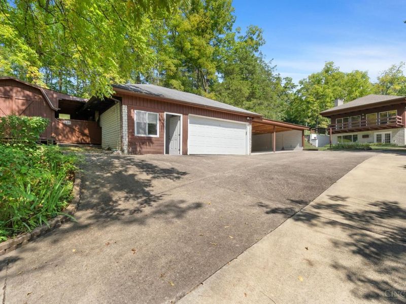 5633 Happy Hollow Road, Milford, OH 45150 Photo 4