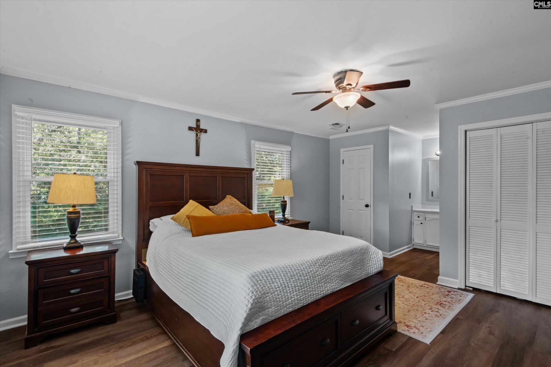 217 Rosebank Drive Photo 10