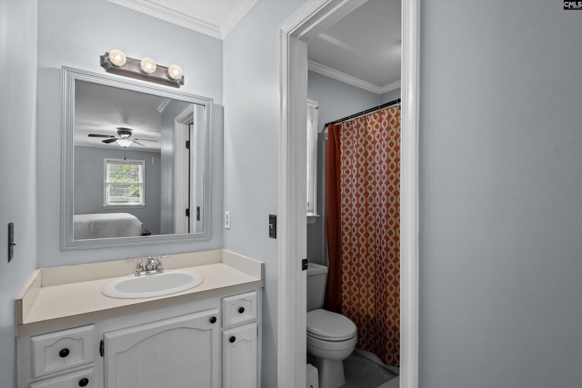 217 Rosebank Drive Photo 13