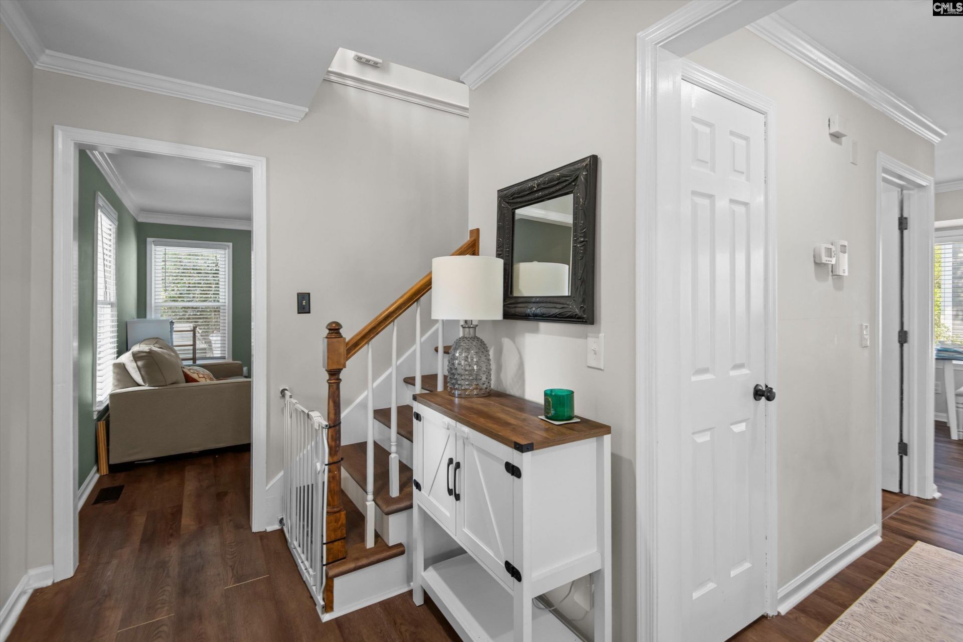 217 Rosebank Drive Photo 18