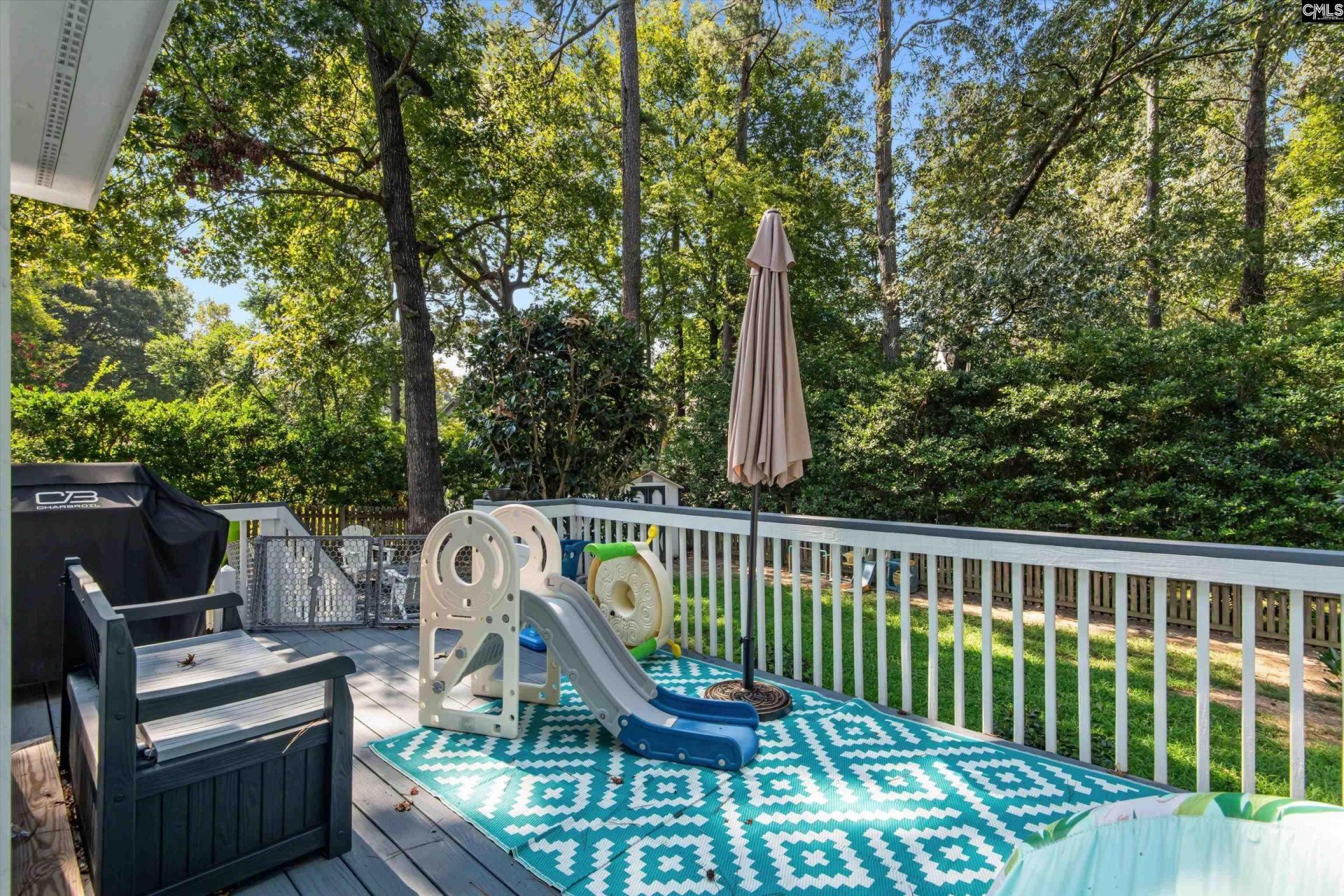 217 Rosebank Drive Photo 28