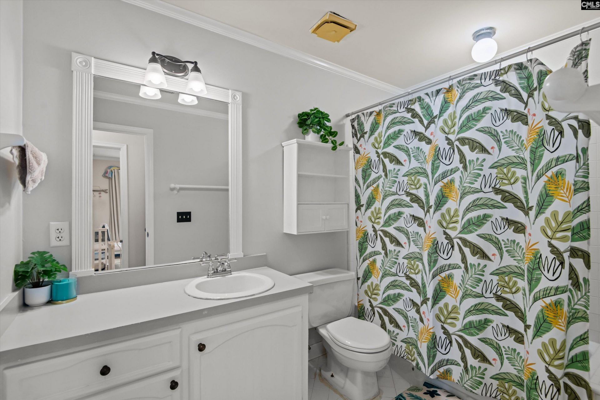 217 Rosebank Drive Photo 33