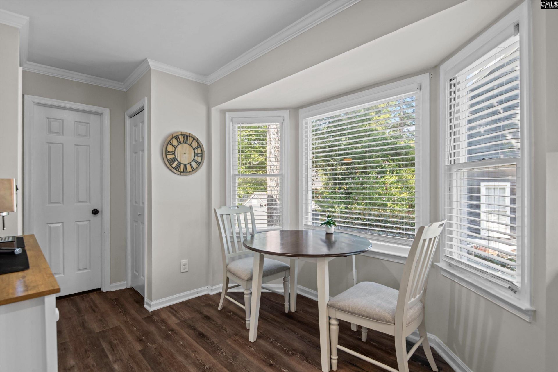 217 Rosebank Drive Photo 9