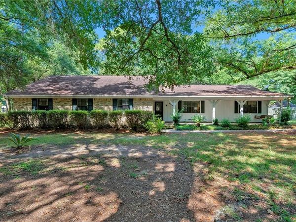 6003 Valencia Avenue, Satsuma, AL 36572