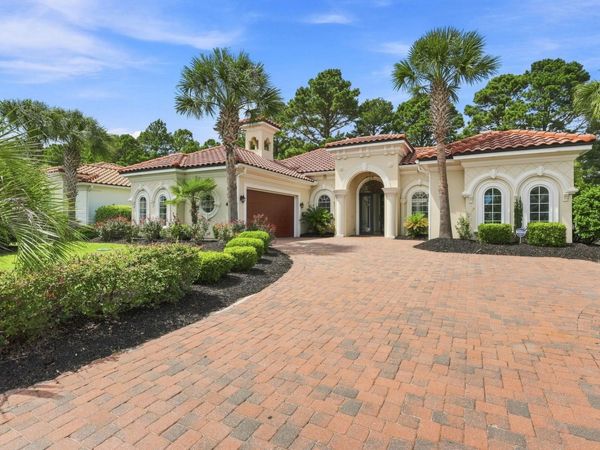 8853 Palencia Ct., Myrtle Beach, SC 29579