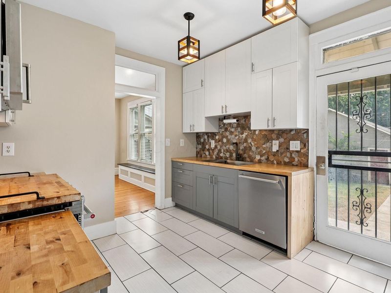 1639 E Granville Street, Columbus, OH 43203 Photo 21