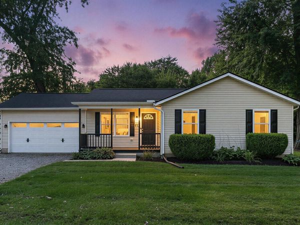 472 Zanesville Avenue, Thornville, OH 43076