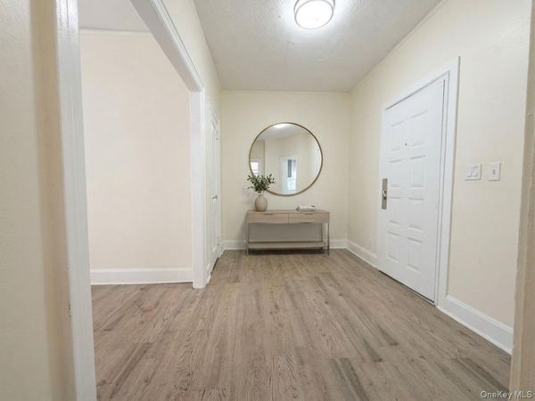 Unit Apt 2, Yonkers, NY 10703