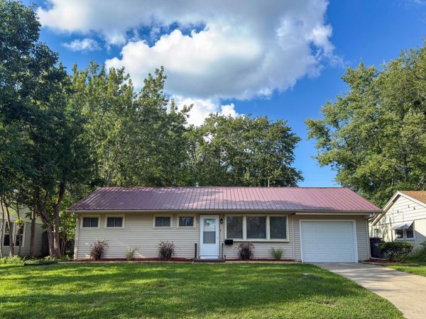 235 Dawn Avenue , Danville, IL 61832