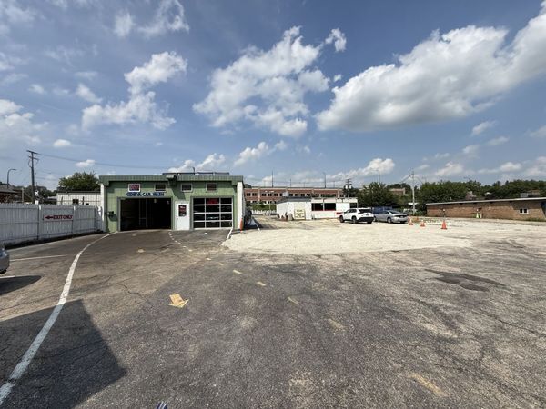 618-628 S First Street , Geneva, IL 60134