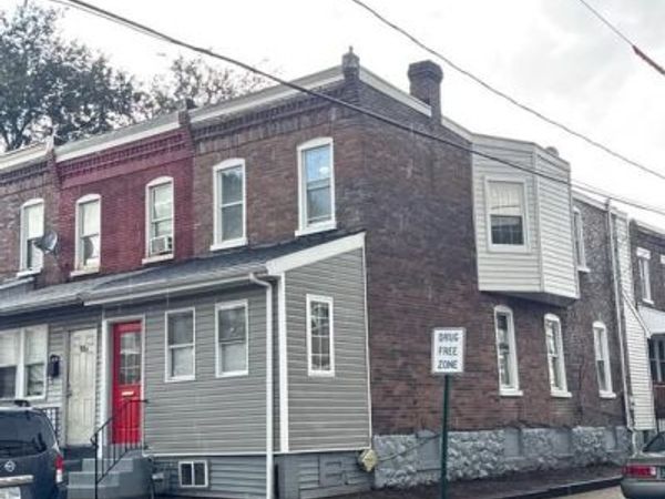 111 E 24TH STREET, WILMINGTON, DE 19802