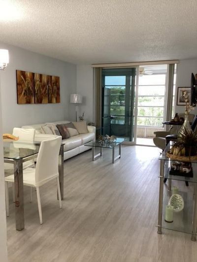 8300 Sunrise Lakes Boulevard, Unit 206, Sunrise, FL 33322 Photo