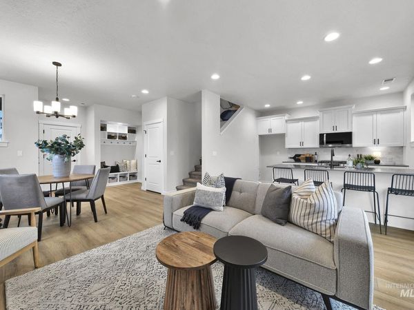 4338 W Topeka St, Meridian, ID 83642