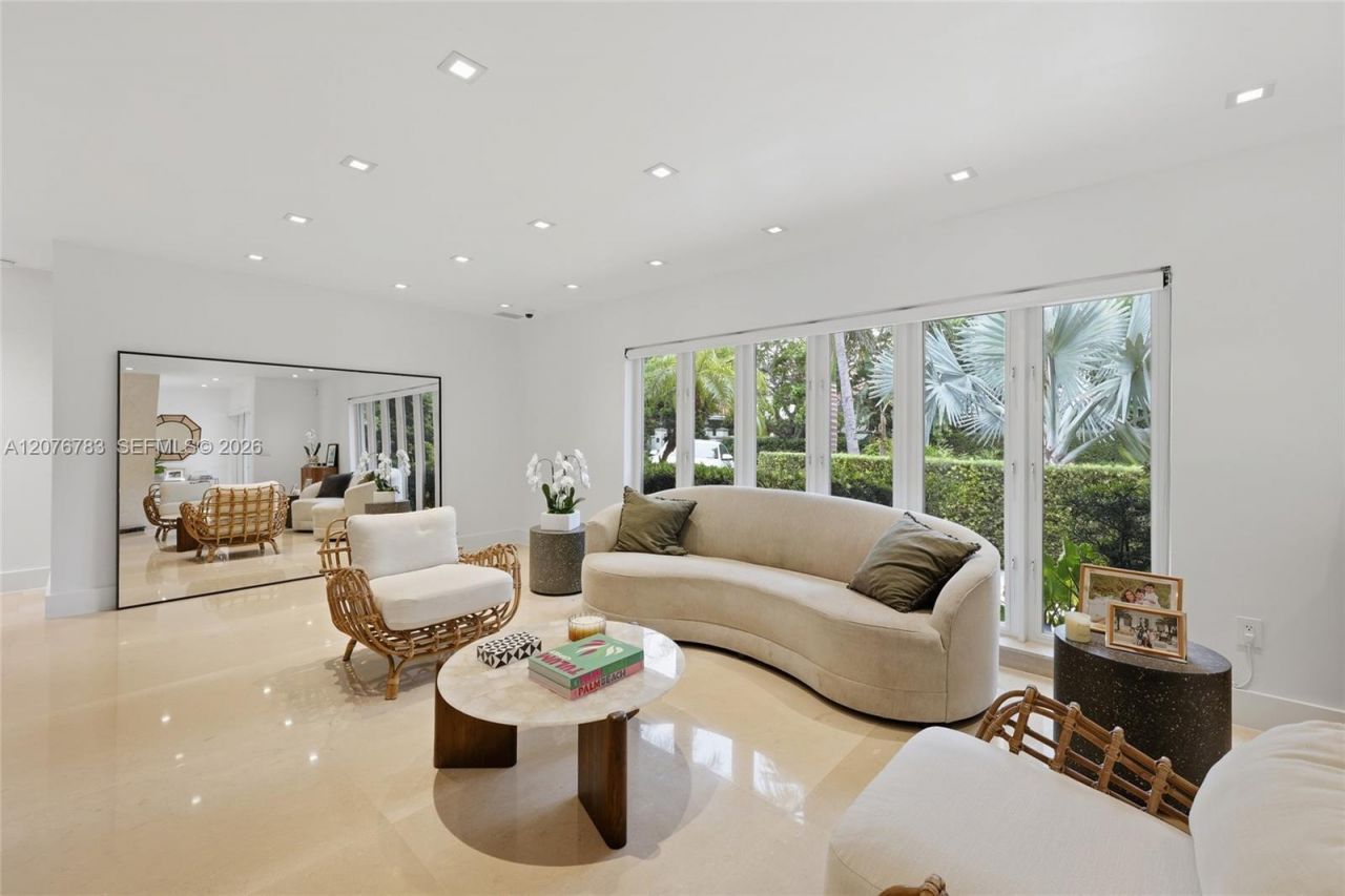 571 S Mashta Dr, Key Biscayne, FL 33149 Photo