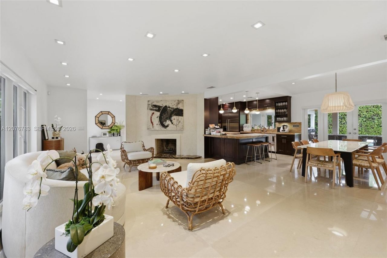 571 S Mashta Dr, Key Biscayne, FL 33149 Photo