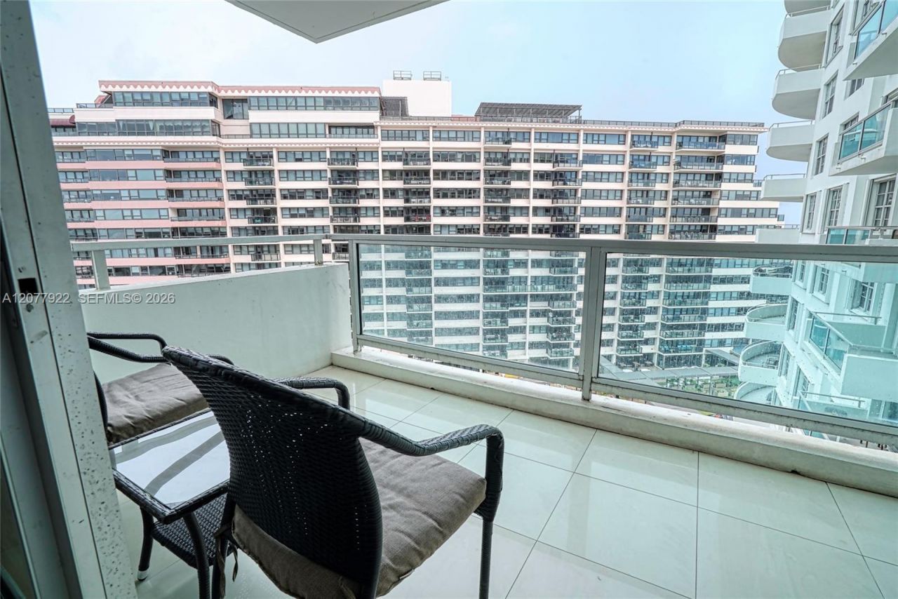 5161 Collins Ave , Unit 1101, Miami Beach, FL 33140 Photo