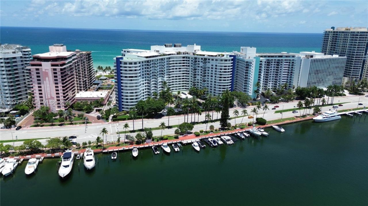 5161 Collins Ave , Unit 1101, Miami Beach, FL 33140 Photo