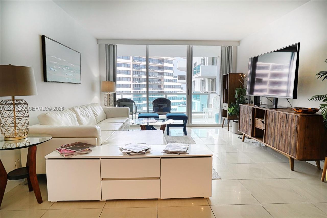 5161 Collins Ave , Unit 1101, Miami Beach, FL 33140 Photo