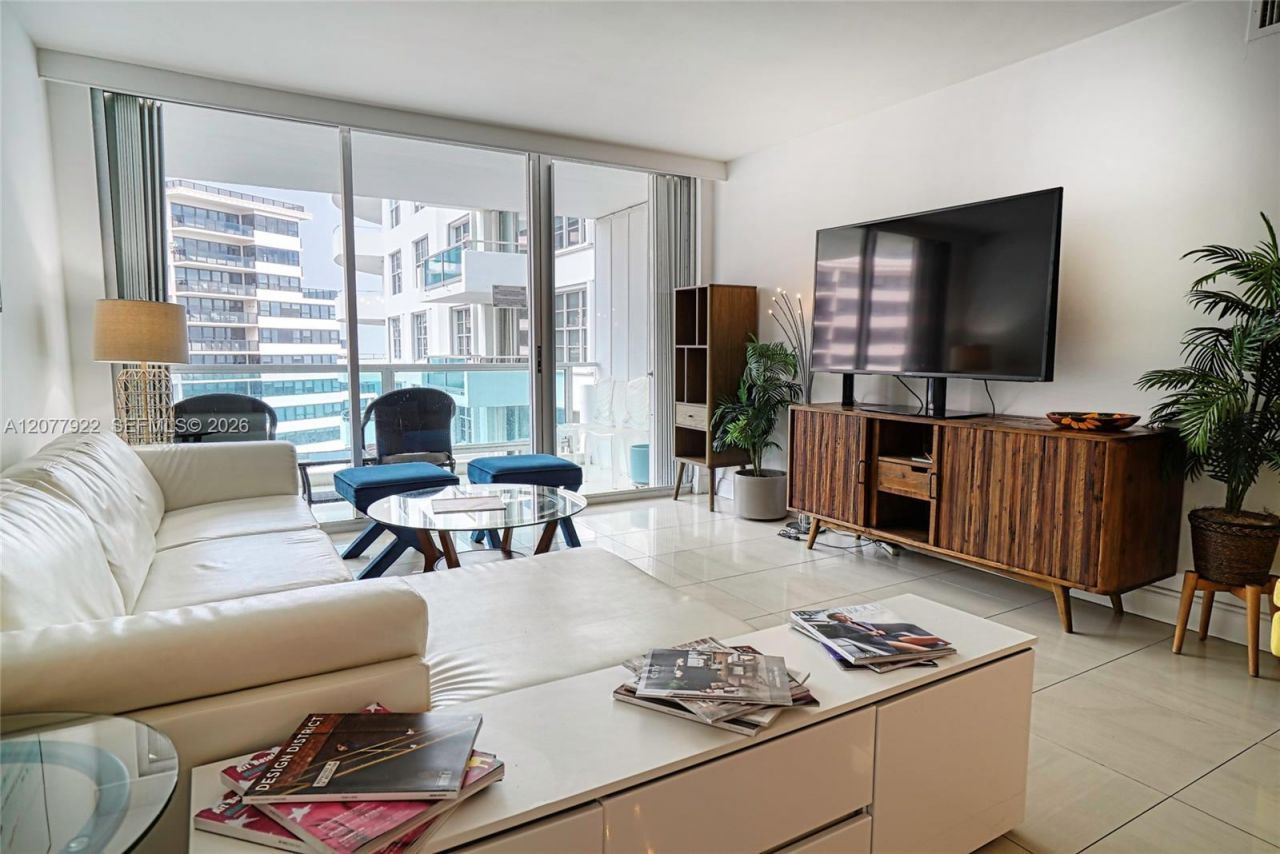 5161 Collins Ave , Unit 1101, Miami Beach, FL 33140 Photo