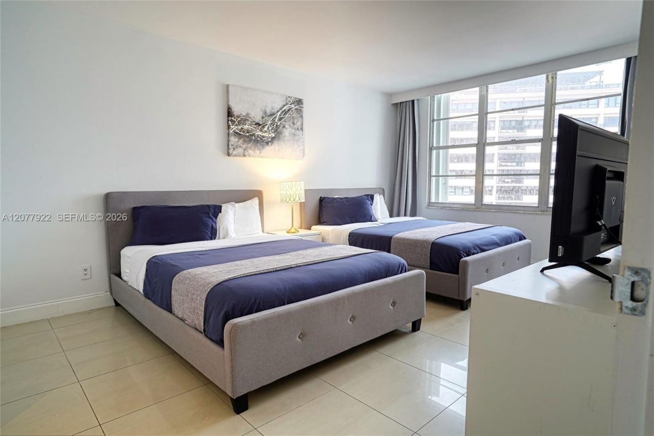 5161 Collins Ave , Unit 1101, Miami Beach, FL 33140 Photo