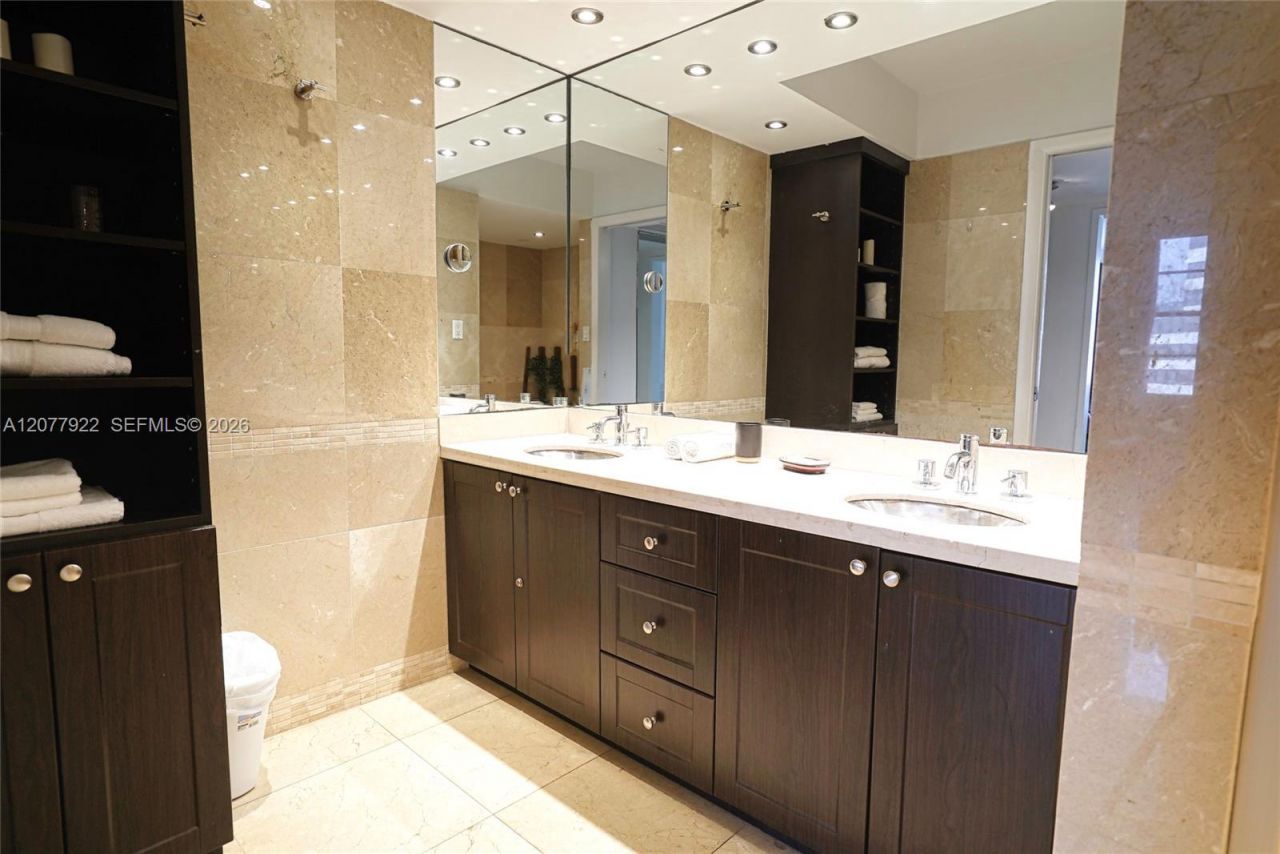 5161 Collins Ave , Unit 1101, Miami Beach, FL 33140 Photo