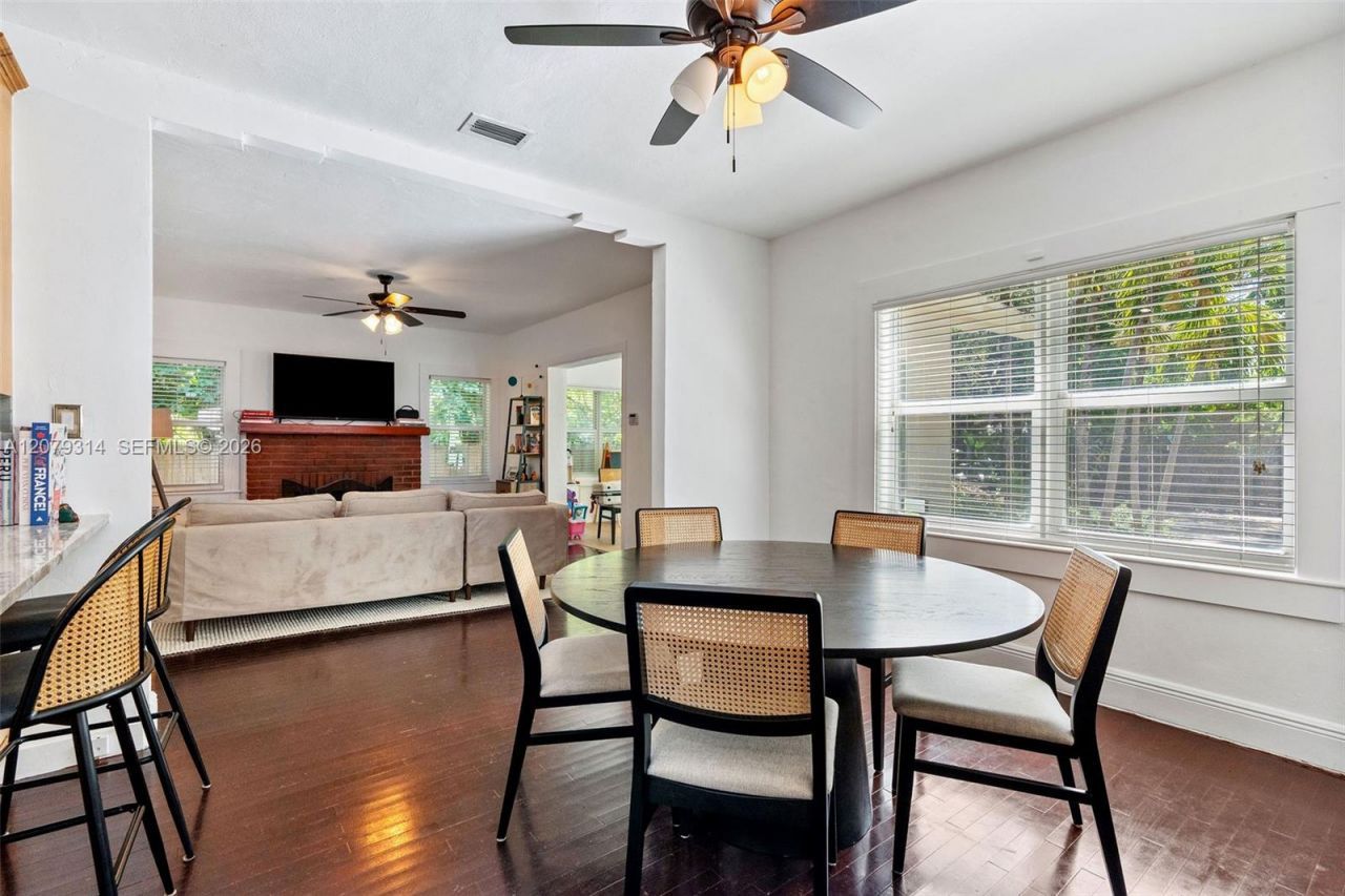 2465 Inagua Ave , Miami, FL 33133 Photo