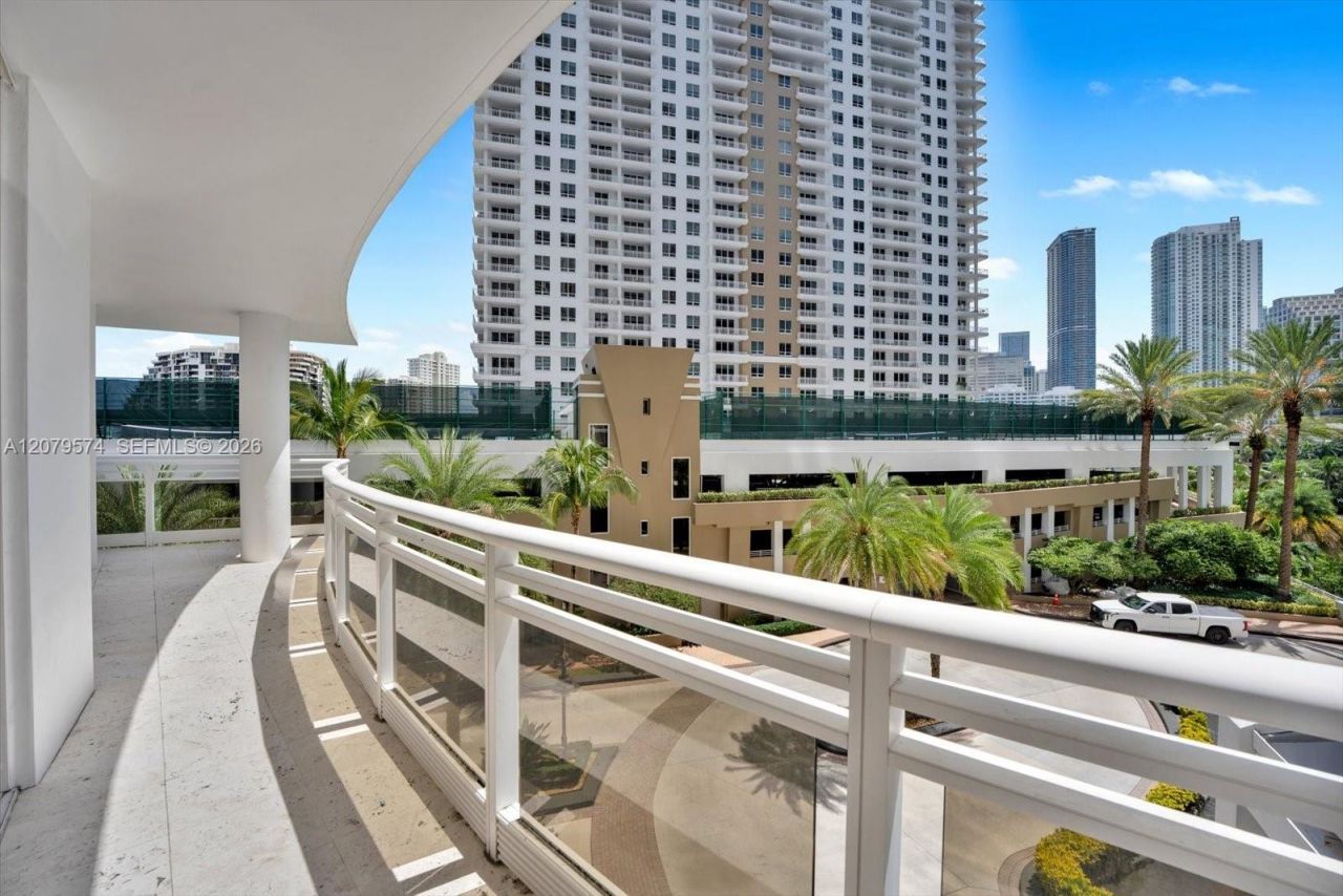901 Brickell Key Blvd, Unit 609, Miami, FL 33131 Photo