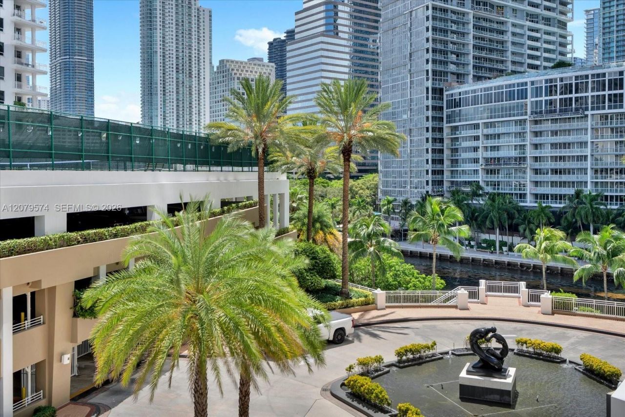 901 Brickell Key Blvd, Unit 609, Miami, FL 33131 Photo